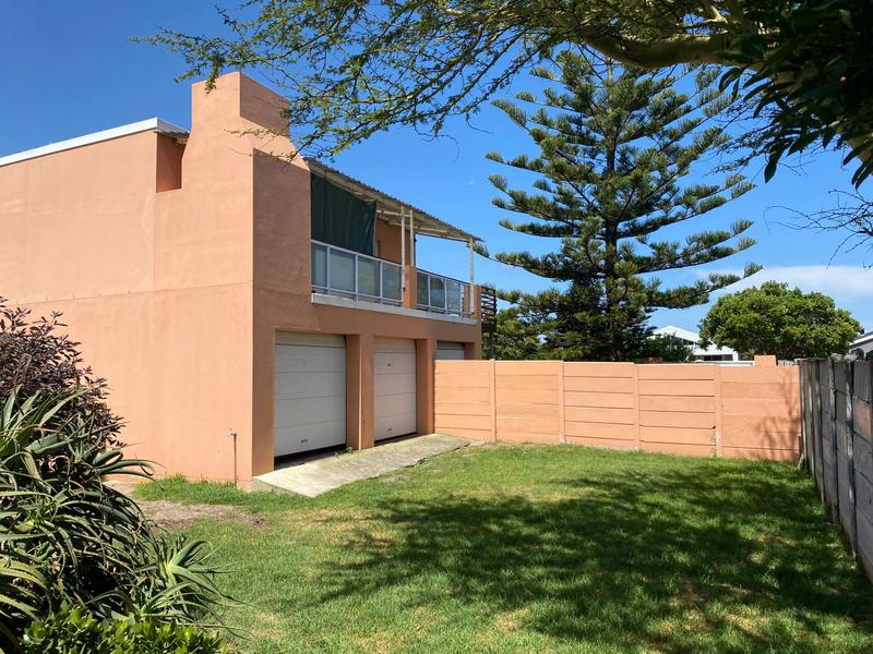 5 Bedroom Property for Sale in Sandbaai Western Cape